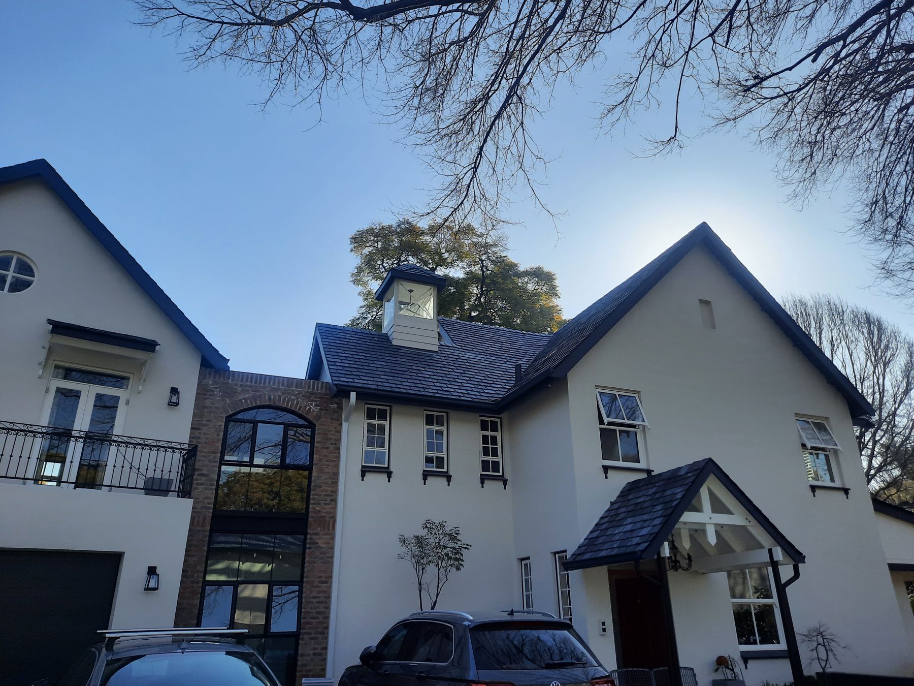 Entrance court of a heritage house in Melrose after alteration by Debby Searle Architect